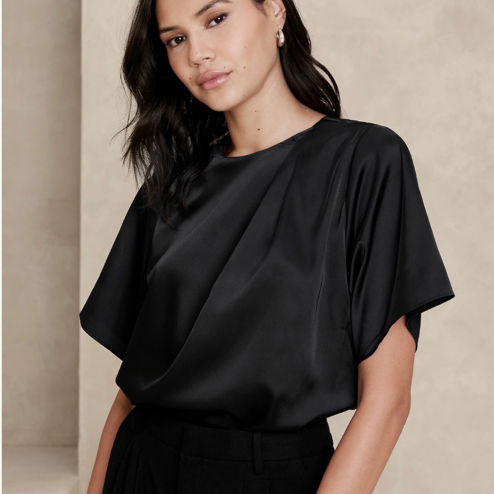 NWT Banana Republic Satin Draped Neck Blouse Top Black Size Large